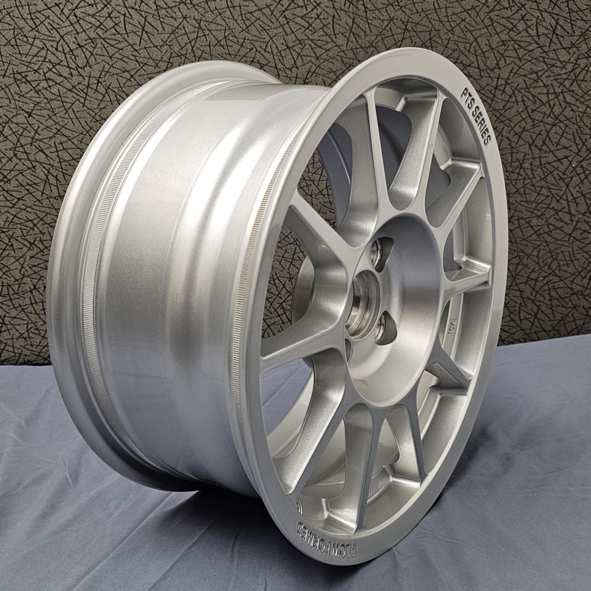 KE Motorsport K10 15x7 Spec E30, B-Spec - 57.1, 4x100 ET25